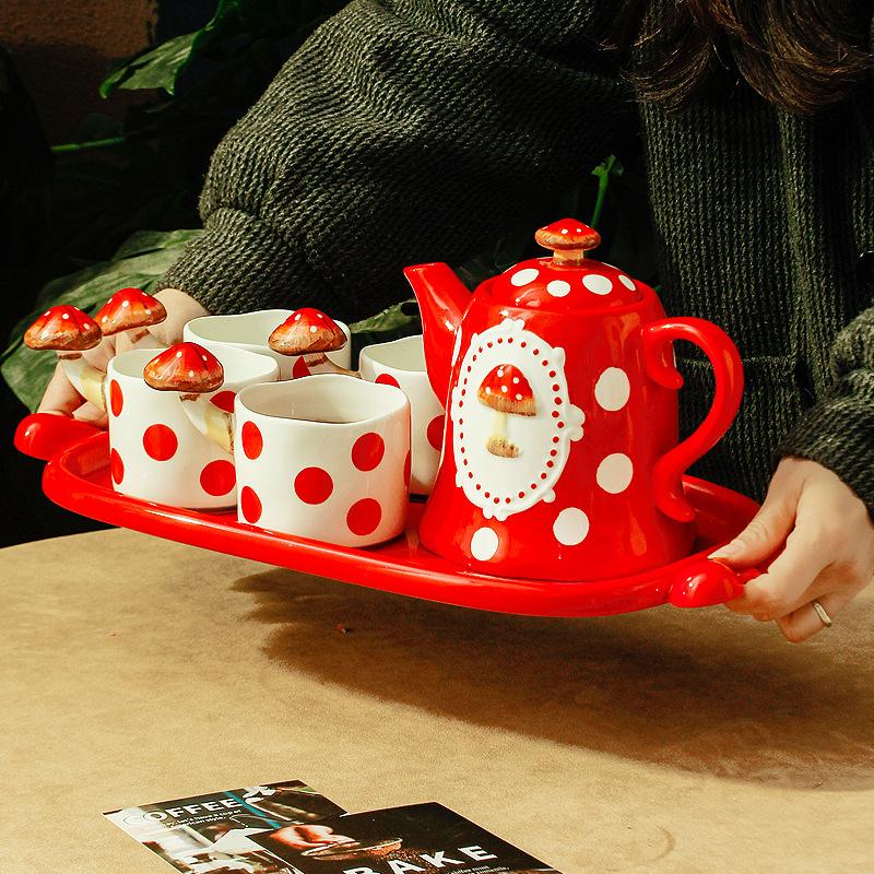 Керамический набор для воды в стиле легкой роскоши, бытовой набор для воды из керамики в виде гриба для гостиной, подарочная коробка