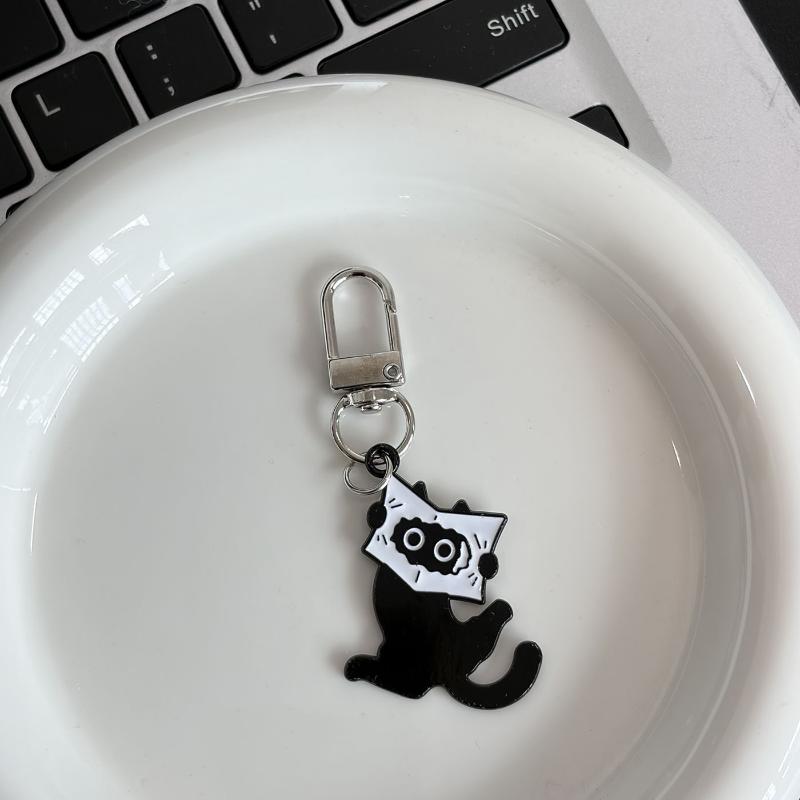 Cute Black Cat Enamel Keychain Creative Kitten Design Lightweight Key Ring for Handbag Decor Small Gift for Cat Enthusiasts