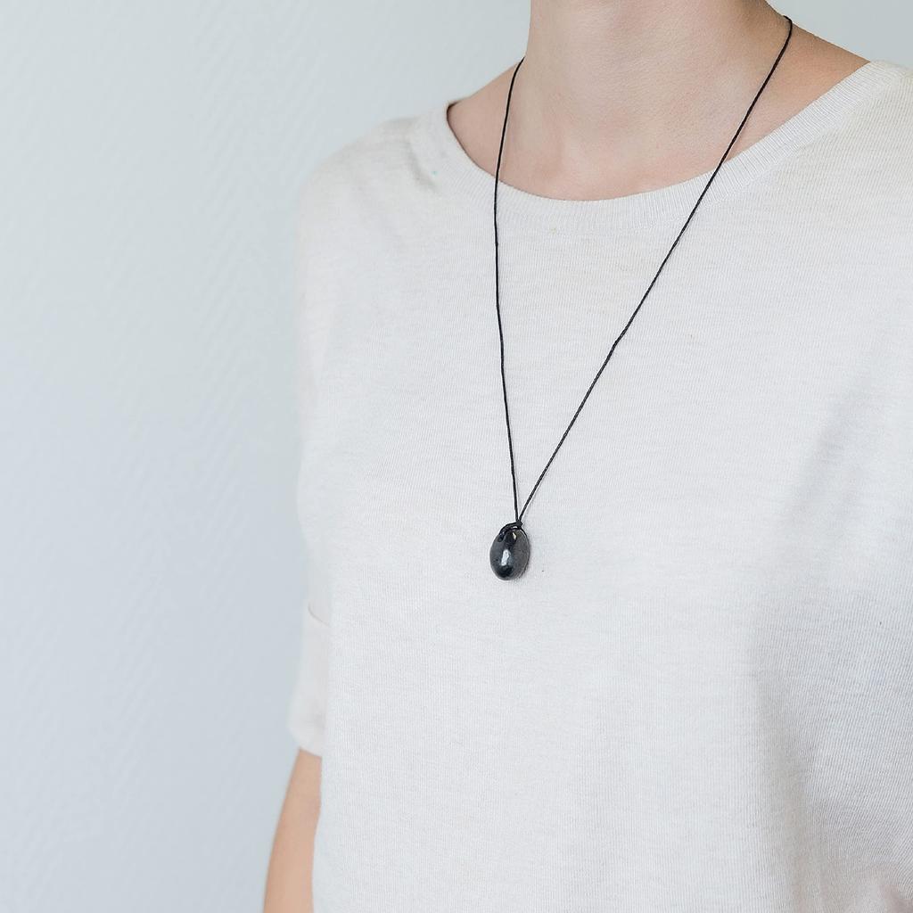 Karelian Heritage Shungite Stone Necklace Round Shungite Pendant Amulet Authentic Shungite Jewelry Shungite Protection Necklace Shield Crystal Healing