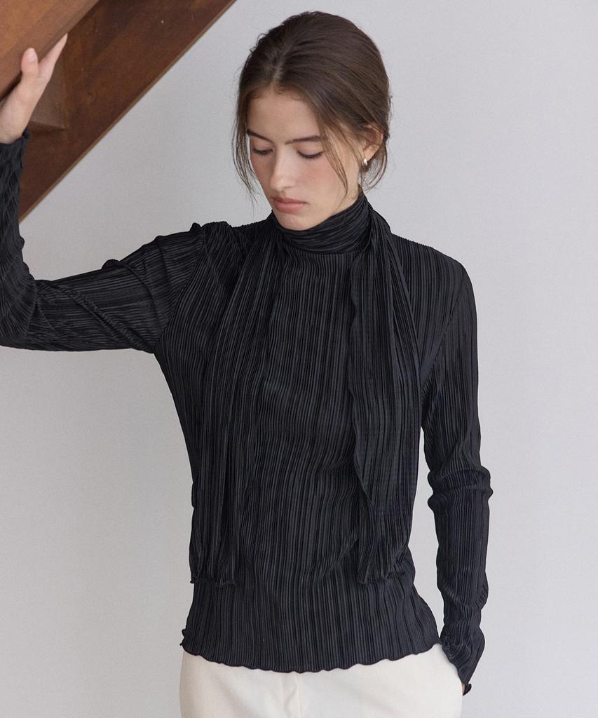 OURHOPE [Scarf Set] Half-Neck Pleated Blouse - Black
