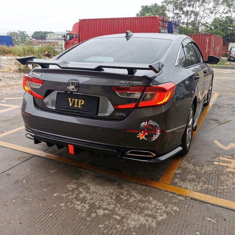 Универсальное заднее антикрыло для спортивного автомобиля Seagull - Без сверления, на клейком креплении