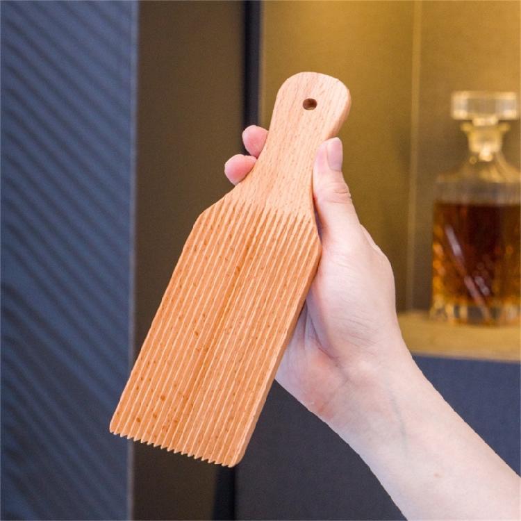 Nonstick Wooden Pastas Board With Grooved Design For Efficient Dough Forming And Italian Gnocchi Pastas Creation Paddle