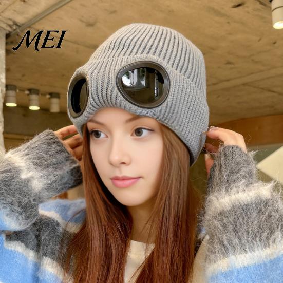 Snowboarding Protection Accessories Winter Knit Hat with Goggles, Unisex Warm Ski Detachable Knitted Face Guard, Cold Weather Windproof Skull Cap for