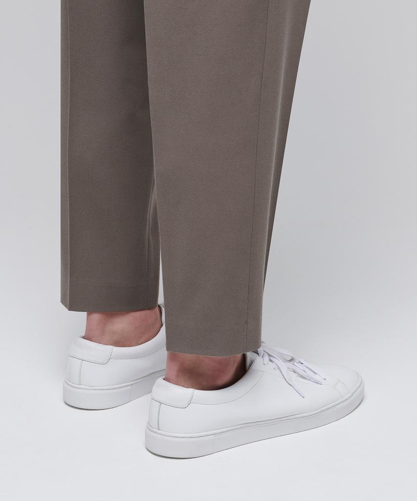 MUSINSA STANDARD Carrot Hidden Banding Crop Slacks [Dusty Beige]