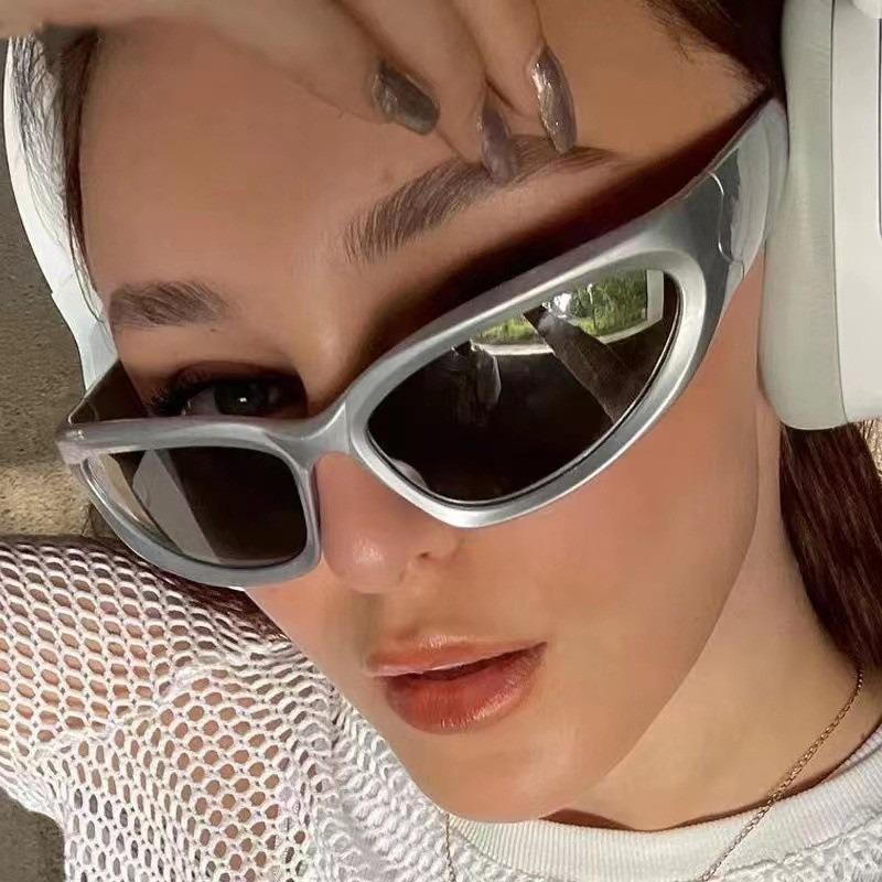 Унисекс Y2K Киберпанк Крутые Черные Серебристые Солнцезащитные очки для Мужчин Женщин Стильные Футуристические Научные Поляризованные Линзы Велосипедные Очки