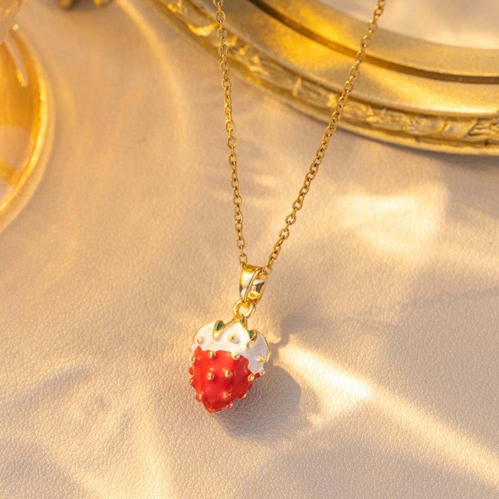 Strawberry‑Fruit Collarbone Chain Set, Fresh Sweet‑Cute Idyllic Versatile High‑Grade Women Necklace Set