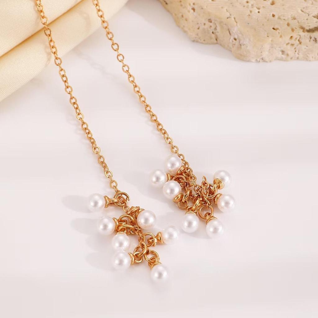 Baroque Court Retro Style Imitation Pearl Tassel Necklace Geometric Flat Snake Bone Necklace Pendant