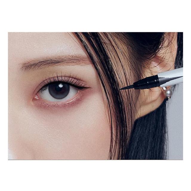 Clio SHARP SO SIMPLE ВОДОСТОЙКАЯ РУЧКА-ЛИНЕР 0,65 мл / Черный / Коричневый