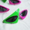 Унисекс Новинка Вечеринка Солнцезащитные очки 80-х Асимметричные очки Ярко-розовые и Неоново-зеленые очки для Хип-хоп танцев Хэллоуин вечеринки