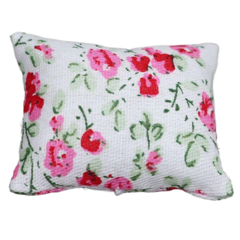 Аксессуары для кукольного дома Подушка в форме цветка в форме сердца Модель ролевой игры Моделирование Подушка в клетку Ob11