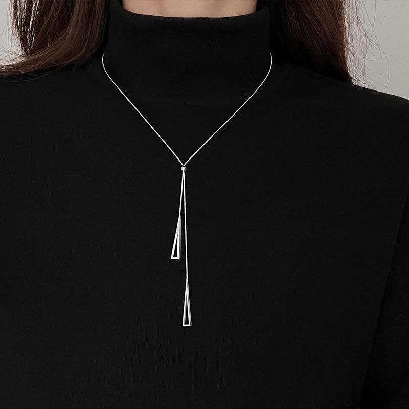 Женское ожерелье-свитер с геометрическим узором и треугольными цепочками 2022 года — высококачественные, простые и универсальные украшения для осени и зимы