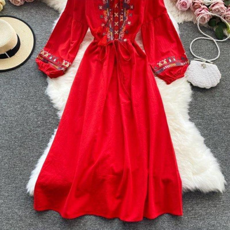 National Style Elegant Beach Vacation Dress Women Embroidery Flower Print Vintage Party Midi Dresses Female Loose Retro Design Casual Clothes