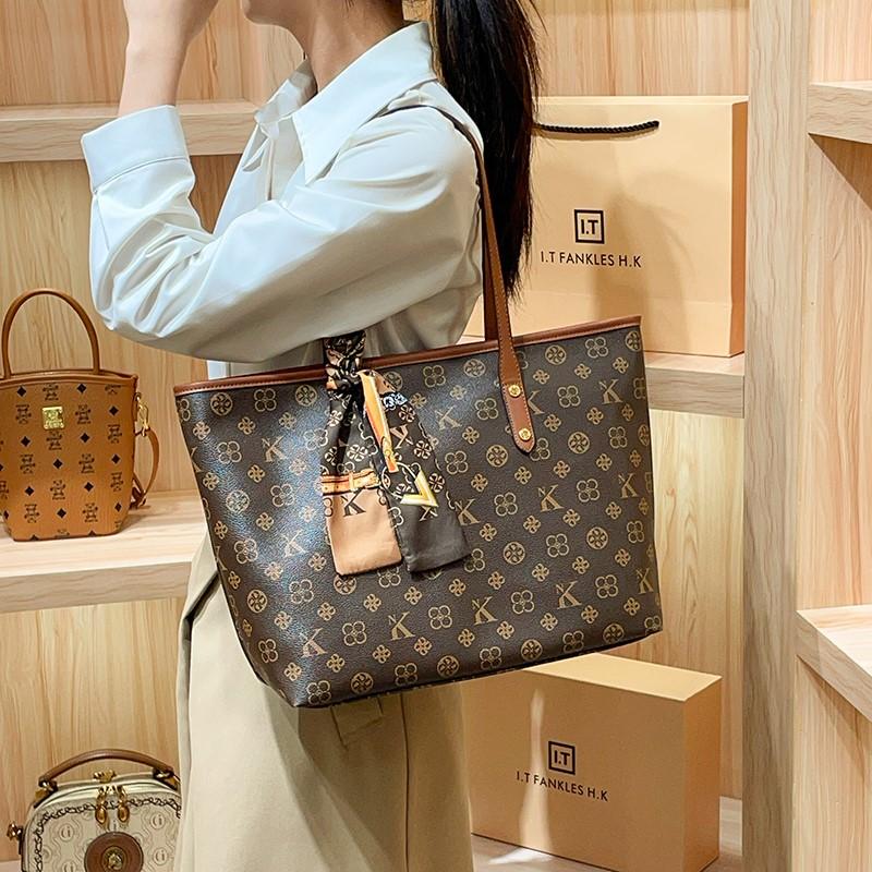 Brand Women's Handbag 2024 New Autumn/Winter Fashion Large Capacity Designer Shoulder Bag Retro Luxury Handheld Crossbody Mother