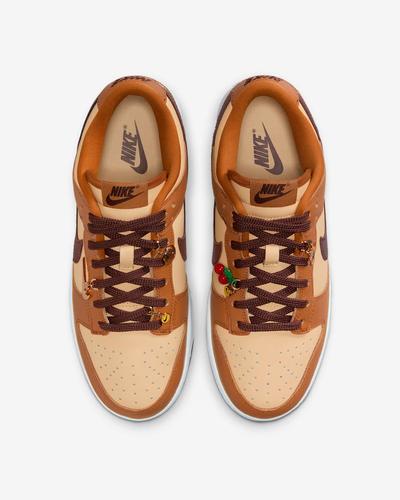 Nike Dunk Low SE Женские HQ7487-700 Размер