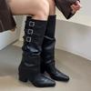 Женские ботинки 2024 года, модные новые плиссированные брендовые дизайнерские высокие ботинки весна-осень для отдыха на открытом воздухе с пряжкой на ремне, остроконечные мотоциклетные ботинки
