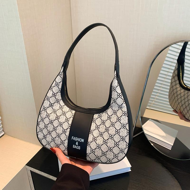 Vintage Letters Shoulder Crossbody Bags for Women Handbag Purses New Underarm Messenger Bags Female High Quality Hobo Bag CLE