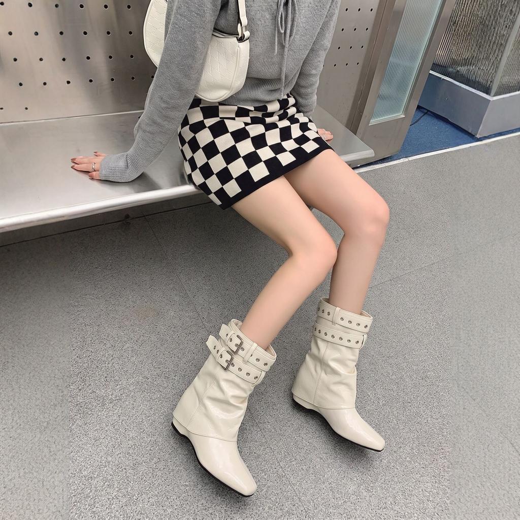Retro Square Head Western Pile Medium Boots Women's Autumn and Winter Double Belt Buckle Rivet Thick Heel Skinny Knight Boots