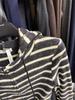 Корейский полосатый кардиган на молнии с капюшоном: Женский осенний свитшот приталенного кроя со шнурком и длинными рукавами.