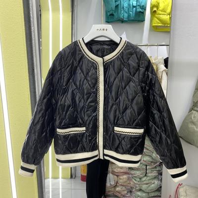 Легкая куртка-пуховик женская короткая 2024 новая зимняя одежда темперамент элегантный иностранный стиль тонкая легкая куртка модный тренд