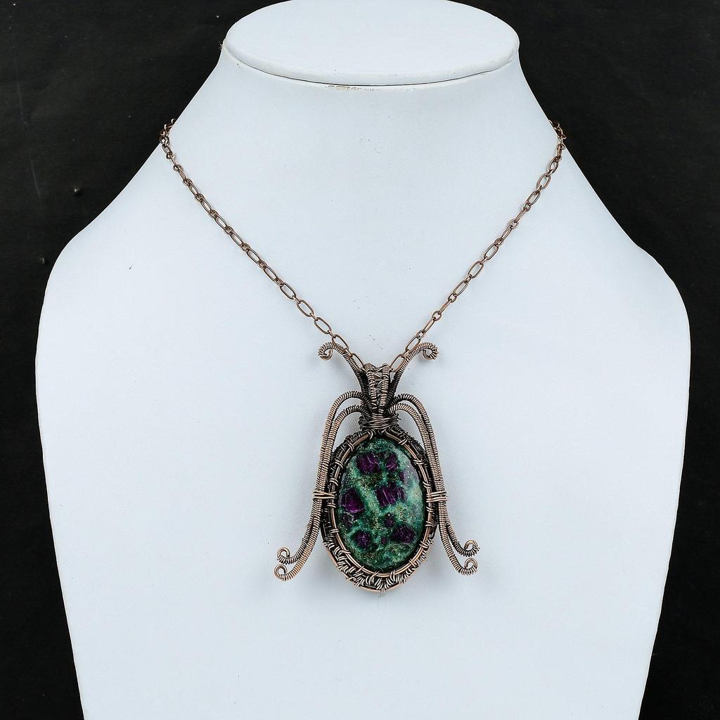 Рубиновый фукситовый кулон Медная проволока Кулон Медные украшения ручной работы Оригинальный кулон с драгоценными камнями Проволочная обмотка Рубиновый фукситовый кулон Ювелирные изделия для подарка