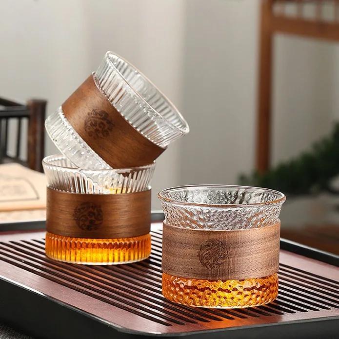 150ml Japanese Style Glass Coffee Mug Walnut Wood Cup Sleeve Glass Cup Hammer Pattern Glass Tea Cup Coffeeware Cute Tea Mugs