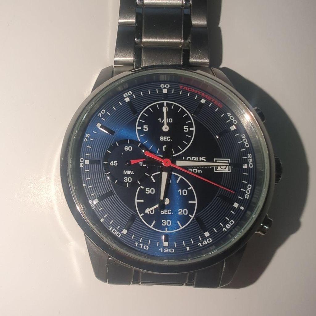 Подержанный хронограф Lorus RM327DX9