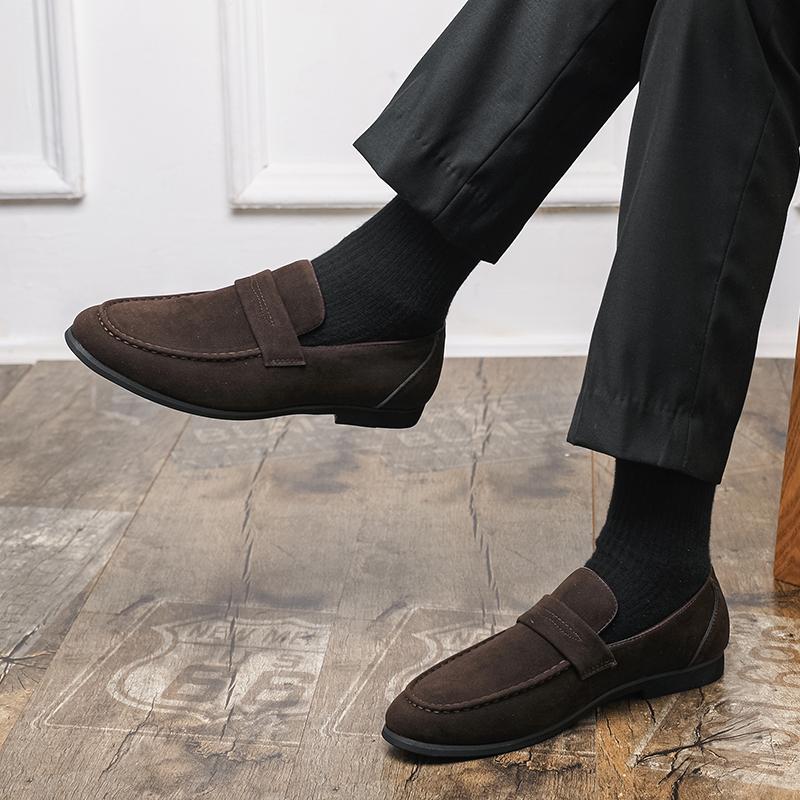 Новые весенние повседневные замшевые лоферы из нубука, мужские мягкие трендовые туфли для ночного клуба, деловые лоферы для свиданий, формальные туфли для вечеринки
