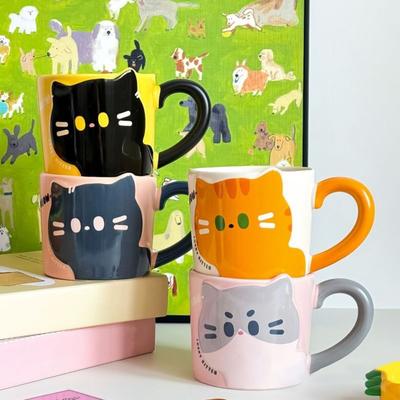 Кошачий узор Кошачья кофейная чашка Милый дизайн Японский мультяшный кофейный кружка Креативный стиль Керамический материал Чашка для питья Декоративное использование