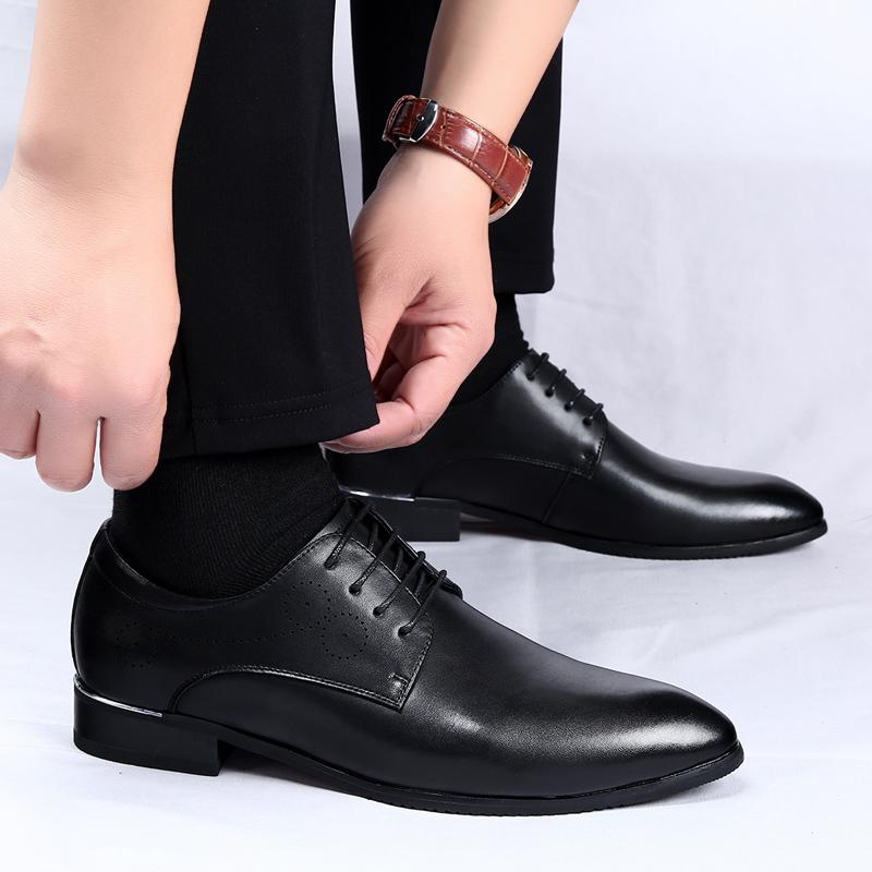 Spring Men's Korean Version Pointed Non Slip Small Leather Shoes Classic Black Lace Up Comfortable Business Casual Leather Shoes