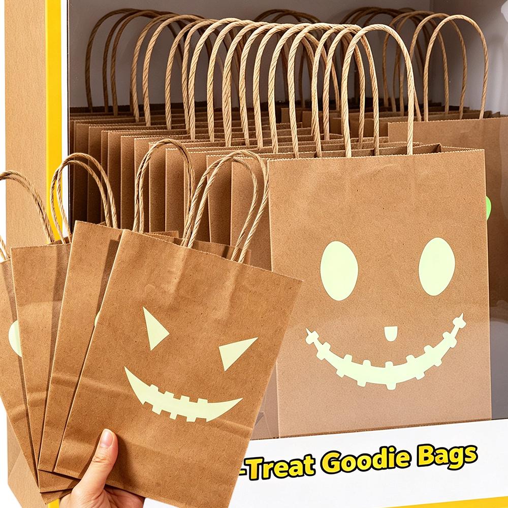 Wholesale Festival Party Gift Candy Packaging Bag Halloween Night Glow Kraft Paper Handbag Pumpkin Ghost Prints Trick or Treat