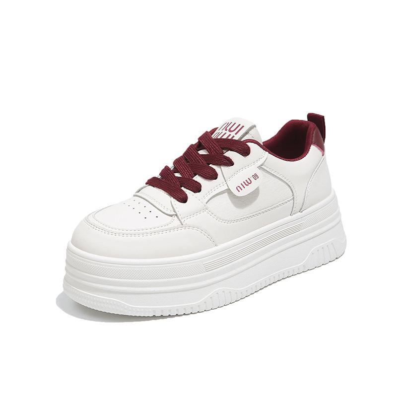 Маффины на толстой подошве маленькие белые туфли женские 2025 новые маленькие туфли для увеличения роста и похудения с круглым носком на шнуровке повседневные спортивные кеды
