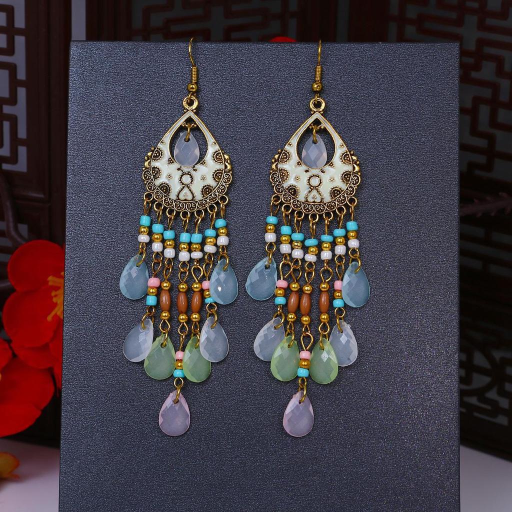 Серьги-кисточки с рисовыми бусинами и каплями воды в стиле бохо - этнический стиль, яркая индивидуальность