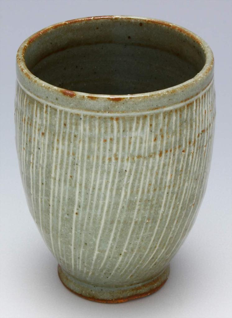 Mino ware teacup with Michio Ito Mishima carving pattern, approximately 190ml capacity, made in Japan, product number 046-0007