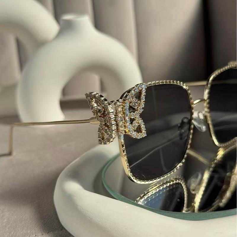 New High Quality Large Frame Metal Butterfly Sunglasses For Women's Fashion With Diamond Inlaid Sun Glasses Rhinestone Shades