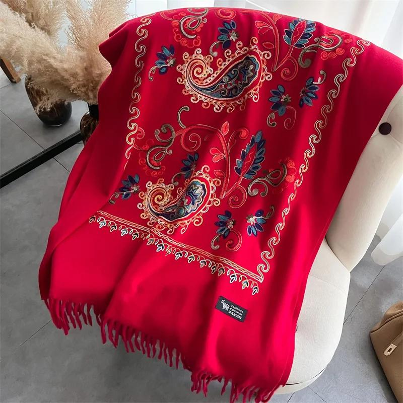 2025 Fashion Scarf Winter Thick Shawl Wrap Head Scarf Women Luxury Embroider Flower Warm Neckerchief Poncho Pashmina Bufanda