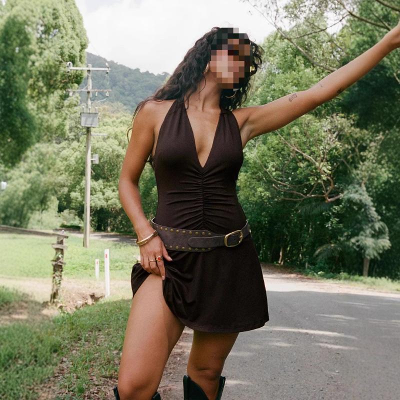 European and American Summer Solid Color V-neck Pleated Hanging Neck Fashionable Slim Fit Backless Dress