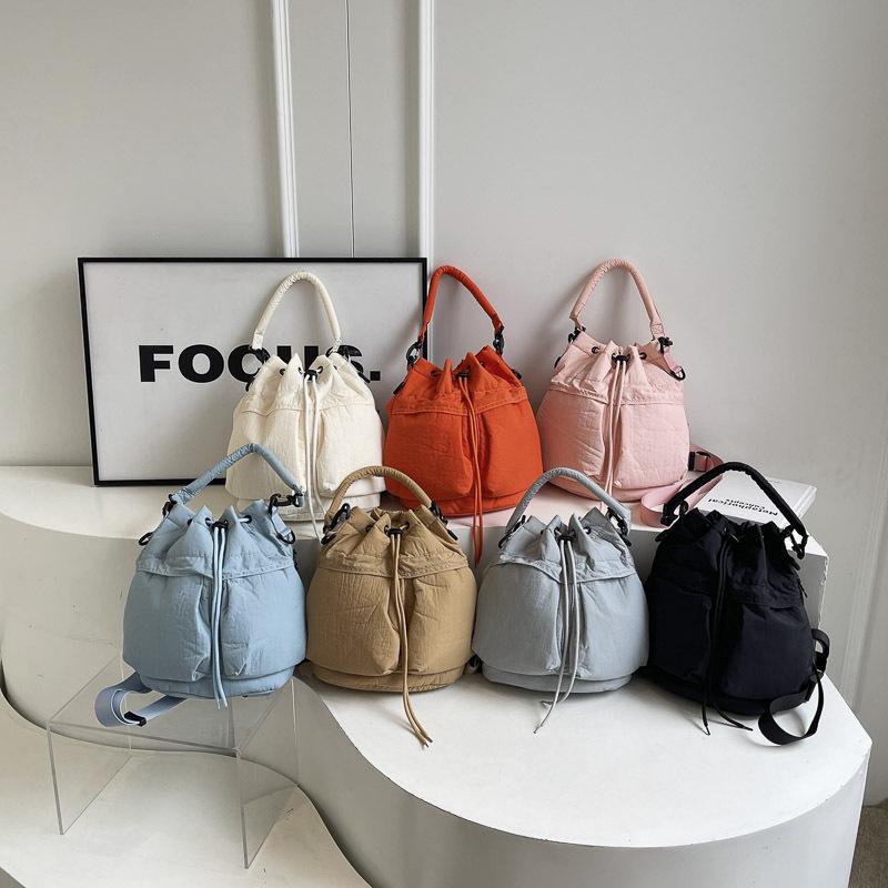 Waterproof Lightweight Cross-Shoulder Crossbody Bag Fashion Casual Large Capacity Drawstring Bucket Bag Simple Casual WOMEN'S Bag