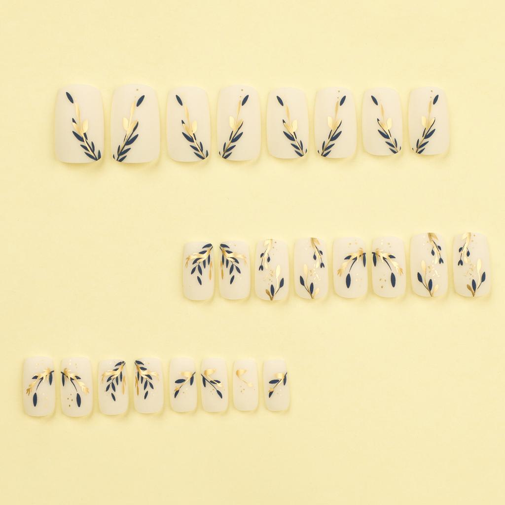 24 шт. Нефритово-белые носимые накладки на ногти, золотые синие сращивающиеся листочки, носимые накладки на ногти