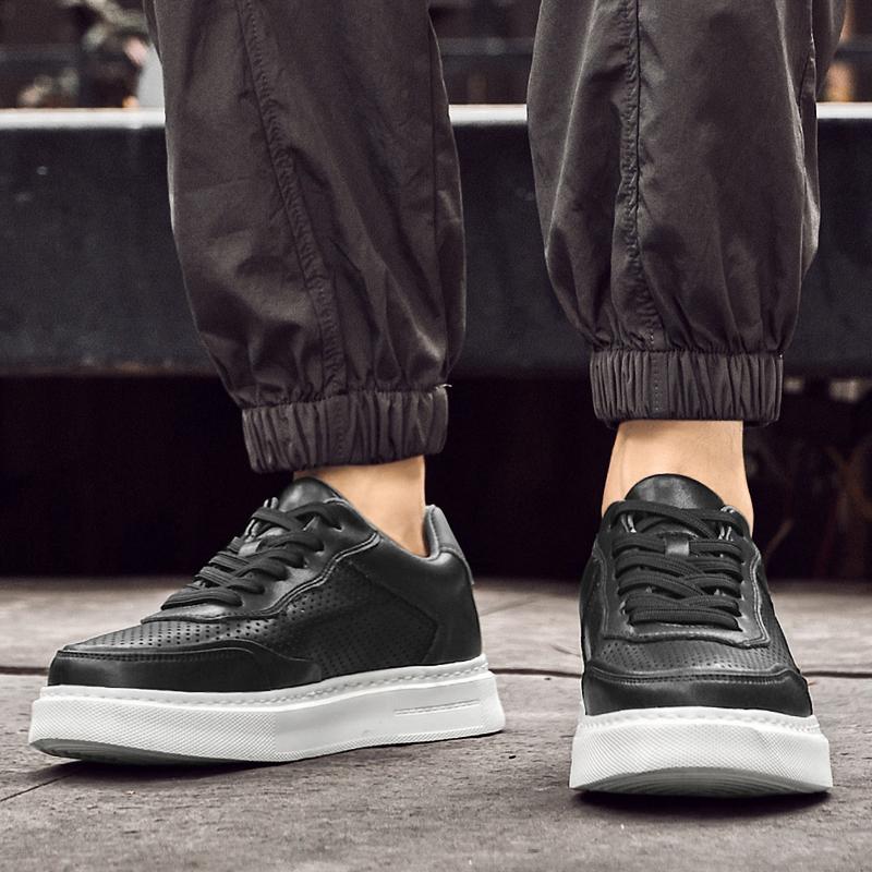 Модные белые дышащие туфли с перфорацией, мужские модные легкие мягкие кроссовки, мужские уличные на шнуровке, из натуральной кожи, на толстой подошве, повседневные туфли