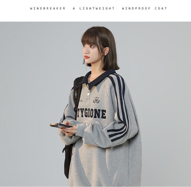 Женский серый свитшот с вышивкой и воротником поло - Свободный крой оверсайз, Тренд весна/осень 2025