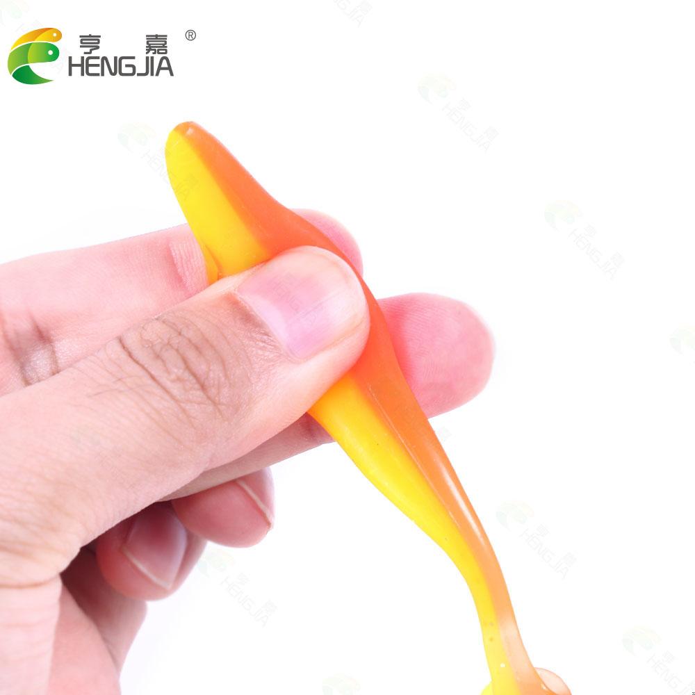 HENGJIA 6 шт., двухцветные блестящие рыболовные приманки, мягкая приманка, 9 см, искусственная приманка, снасти, джеркбейты, приманка для плавания, Т-образный хвост для щуки и окуня