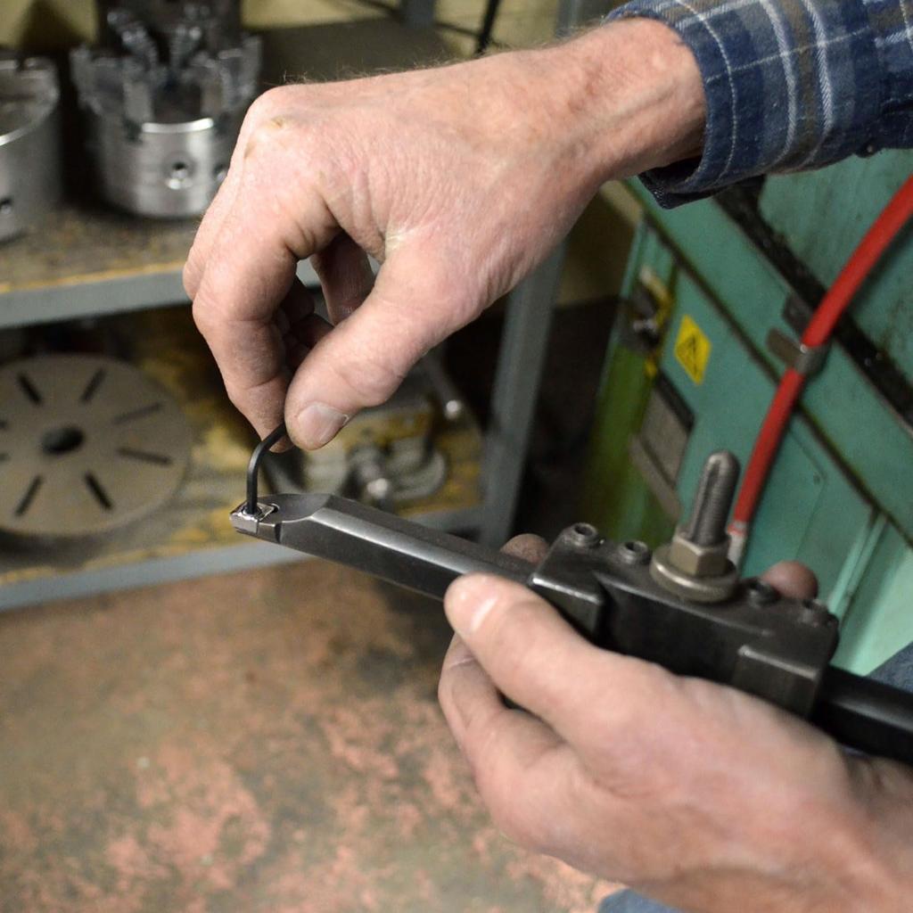 Made In the BONDHUS Ballpoint Black Oxide Set LTX8 11332 USA, Torx® Ballstar™ L-Wrench Set, Finish, 8-Piece (T9, T10, T15, T20, T25, T27, T30, T40)