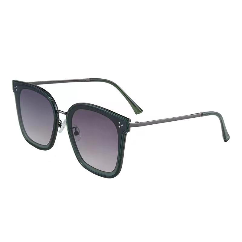 New Arrival Style Sun Glasses for Men Korean Style Large Size Anti-glare Sunglasses Women UV Shielding Travel Use Men Sunglass