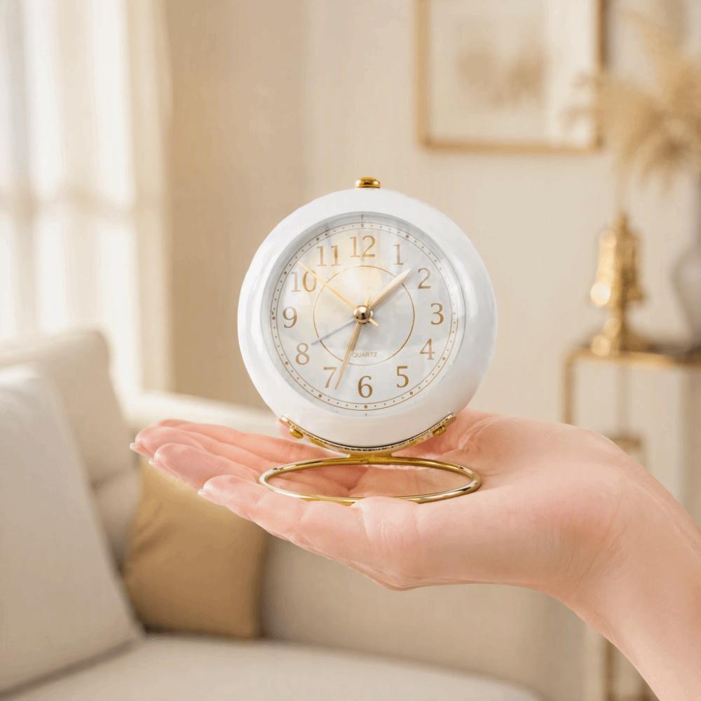 ABS Round Alarm Clock 3.54x4.33in Quartz Alarm Clock Cute Tabletop Clock For Bedroom