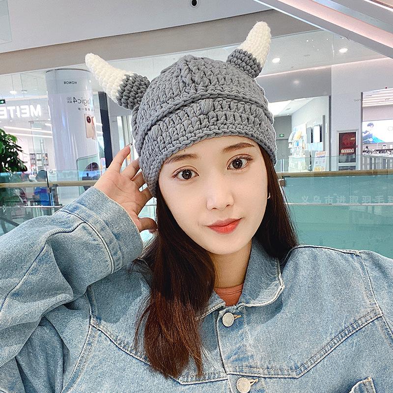 Autumn and winter new ruffian funny big-eyed Shrek knitted wool hat cute warm cartoon cute hat