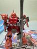 [Б/У] Ганпла HG Мобильный доспех Gundam THE ORIGIN Zaku II Красный Комета Погодоустойчивый Окрашенный Готовый продукт 1/144 MS-06S Версия Шара