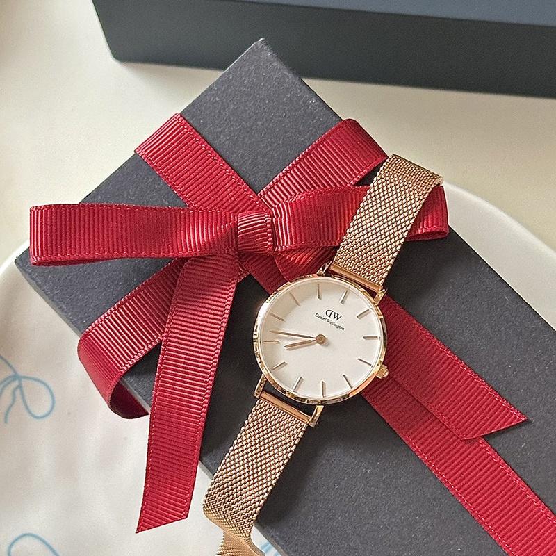 Daniel Wellington European and American watches College Entrance Examination Graduation Season 28mm Fluid Gold Watch Quartz Movement DW00100219