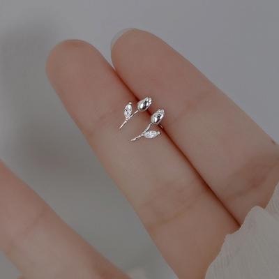 Новые минималистичные серьги-гвоздики с цирконием и цветком тюльпана для женщин и девочек, студенческие серьги для пирсинга, аксессуары, подарки