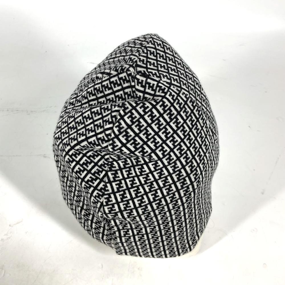 FENDI FXQ056 Zucca logo beanie hat knit hat knit cap Knit hat wool Black/White