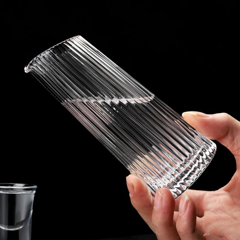 125ml Striped Wine Dispenser 2pcs Set Household Baijiu Pot Bar Transparent Drinkware Red Wine Dispenser Suitable for Gatherings